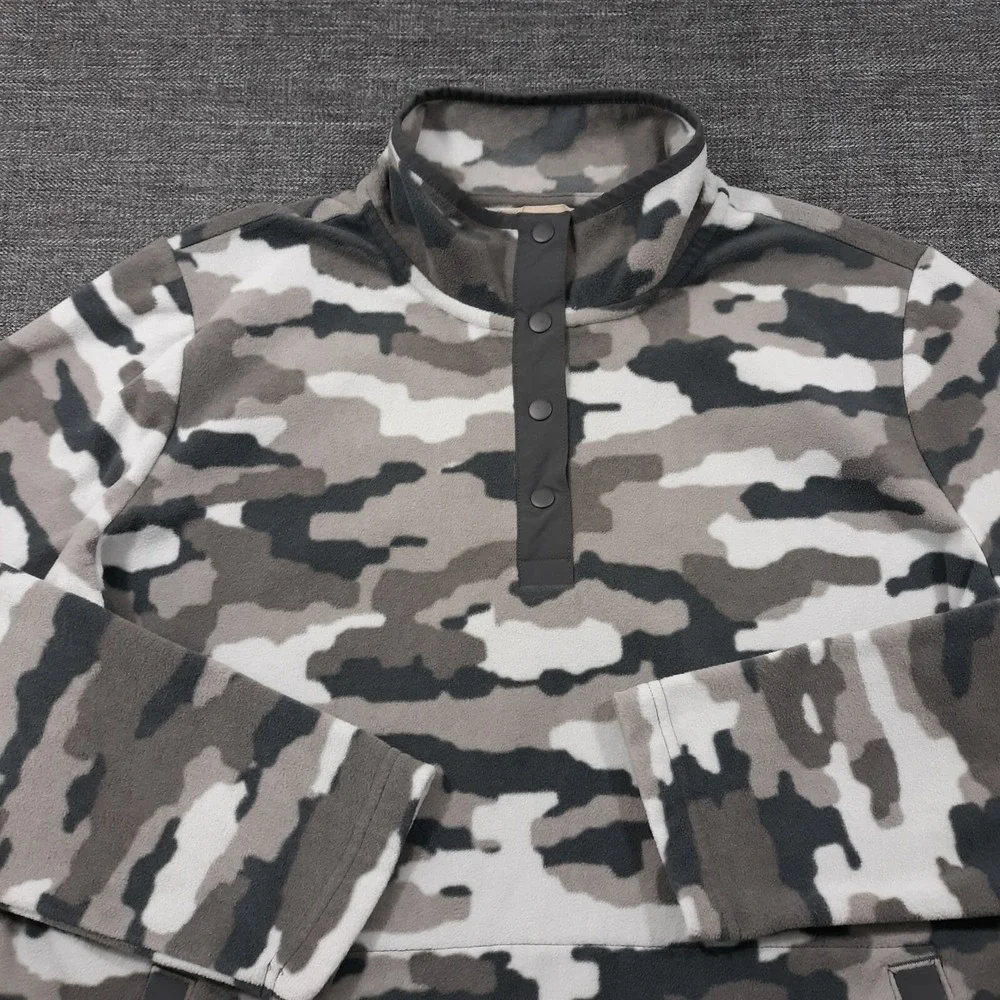 Duluth Pullover Sweater Men Size L Camouflage Snap Buttons Outdoor Fleece Gray